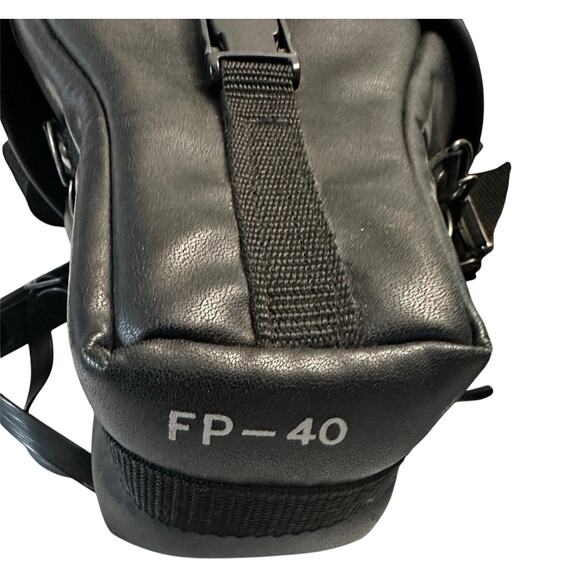 Minolta X-370 35mm Film SLR Camera with 50mm OEM Lens Plus 80-200 Lens and Case - Picture 15 of 15